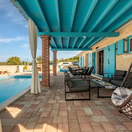 Villa Stone Jurenda With Pool *