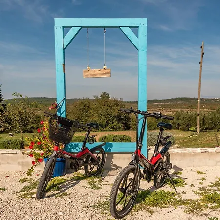 Villa Stone Jurenda With Pool Debeljak