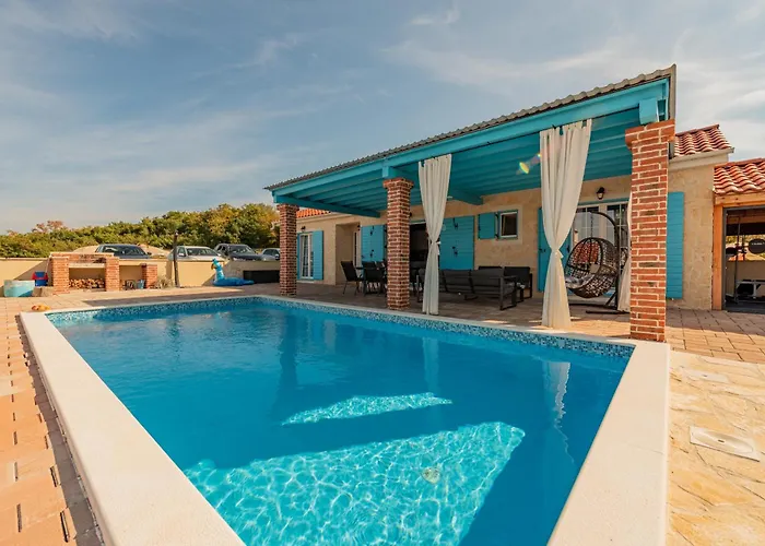 Stone Jurenda With Pool Debeljak