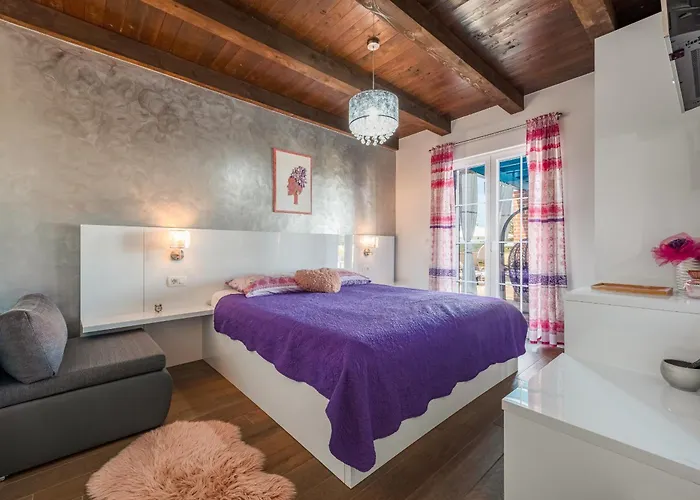 Вилла Stone Jurenda With Pool *