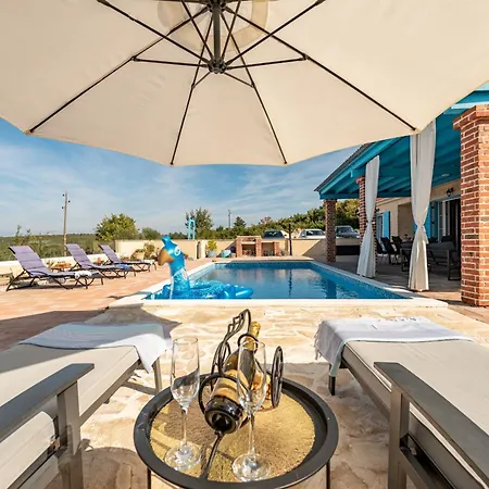 Stone Jurenda With Pool