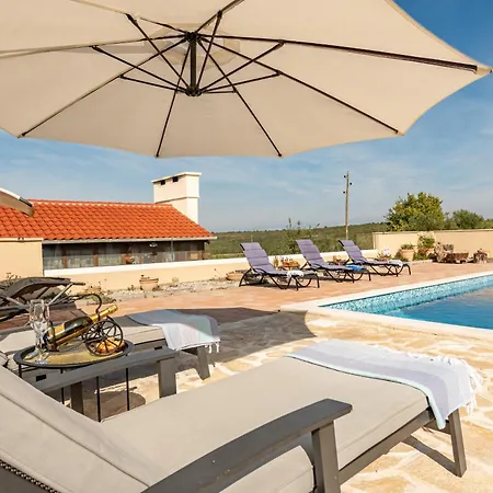 Villa Stone Jurenda With Pool Debeljak