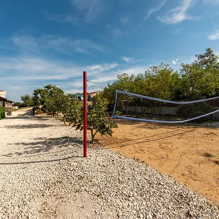 Stone Jurenda With Pool Villa *